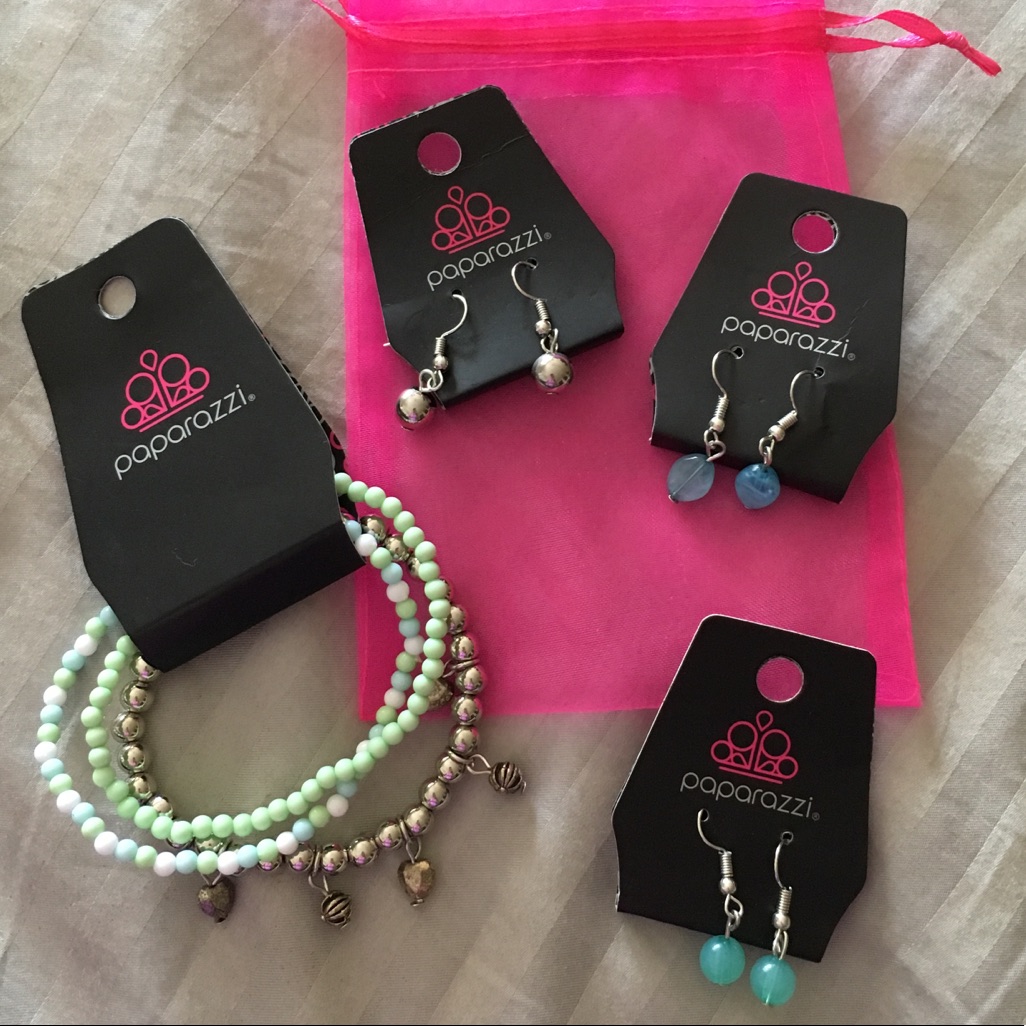 Paparazzi Jewelry Bundle